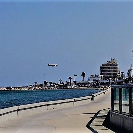 Frida'S Cozy Two Bedroom Apt Larnaca Buitenkant foto