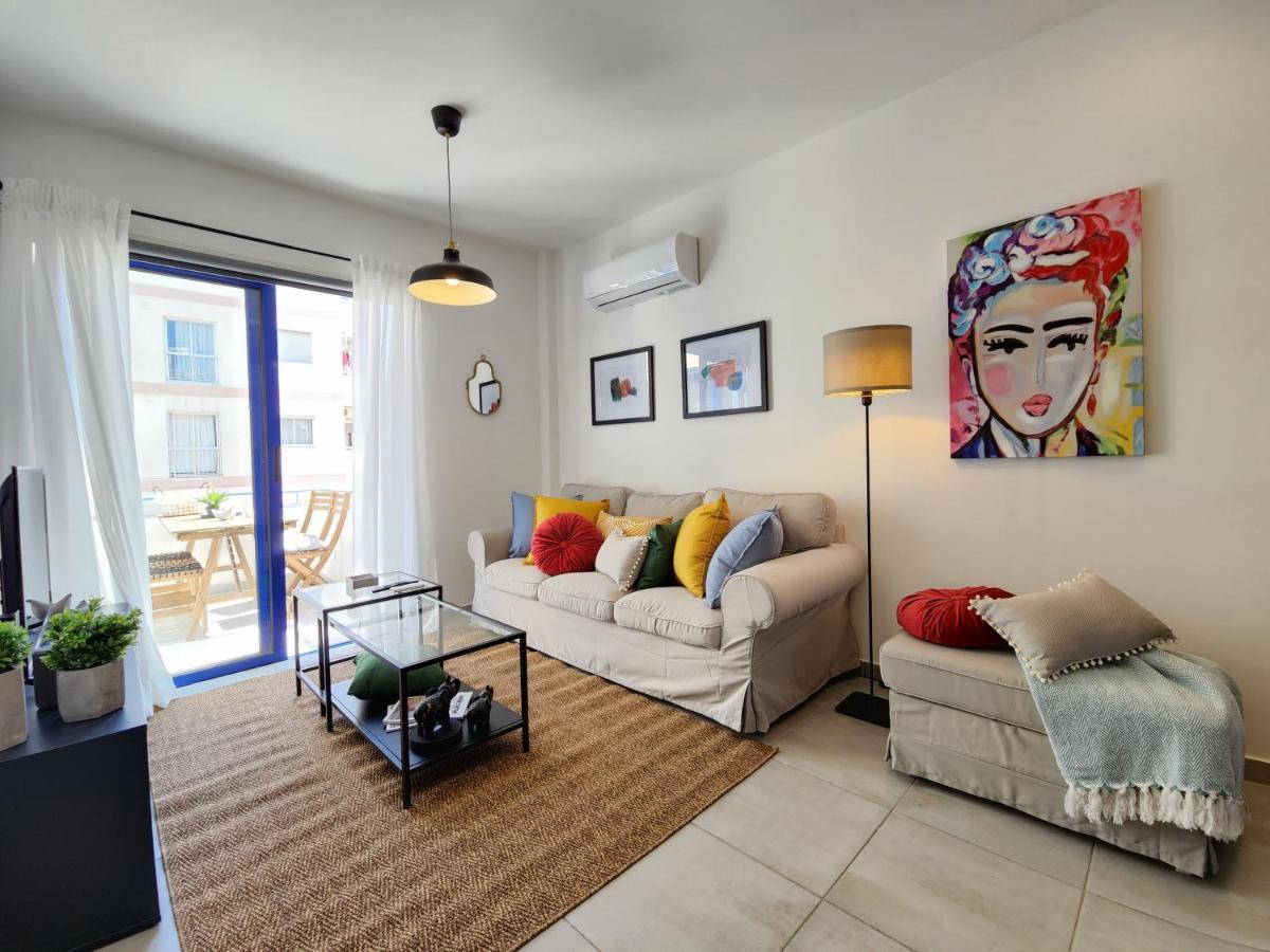 Frida'S Cozy Two Bedroom Apt Larnaca Buitenkant foto