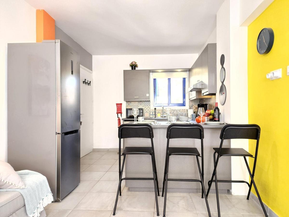 Frida'S Cozy Two Bedroom Apt Larnaca Buitenkant foto