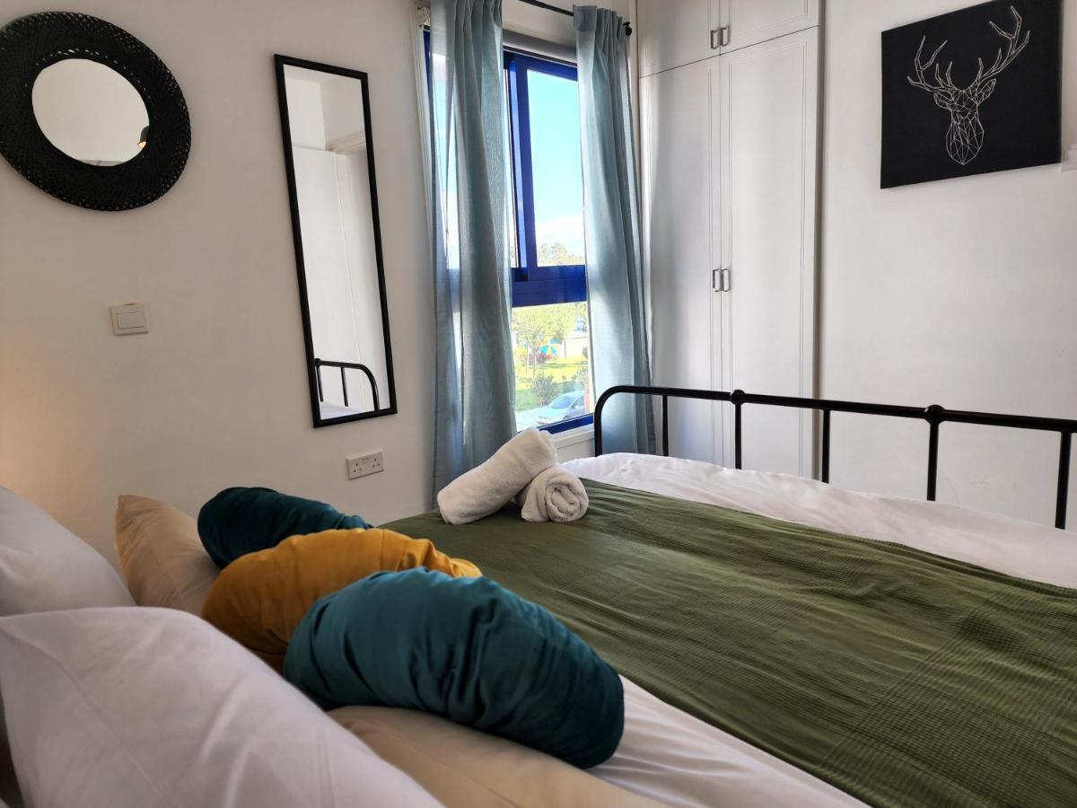 Frida'S Cozy Two Bedroom Apt Larnaca Buitenkant foto