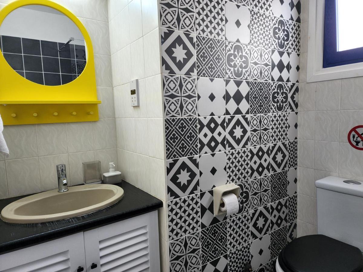Frida'S Cozy Two Bedroom Apt Larnaca Buitenkant foto
